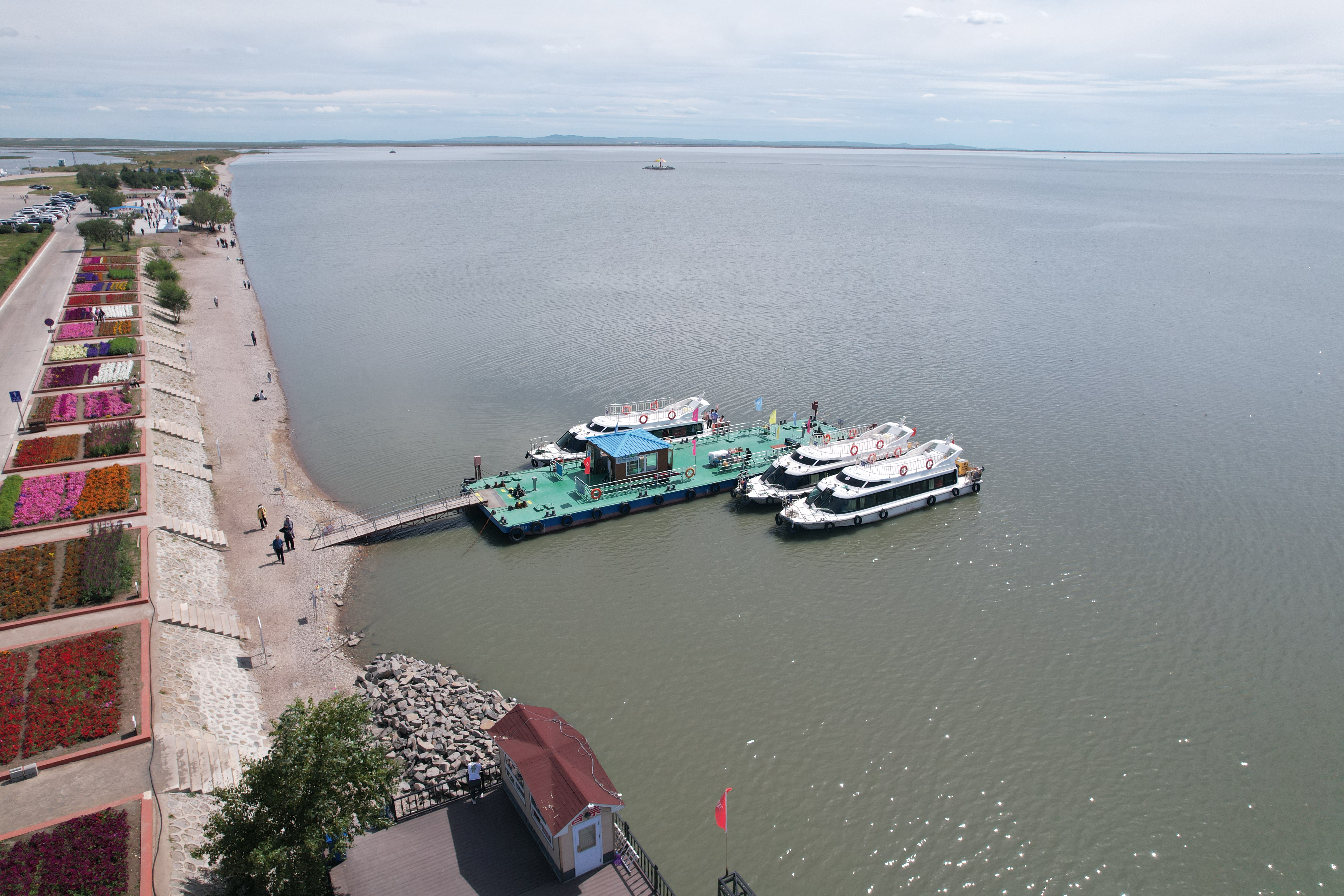 呼伦湖旅游景区游船码头